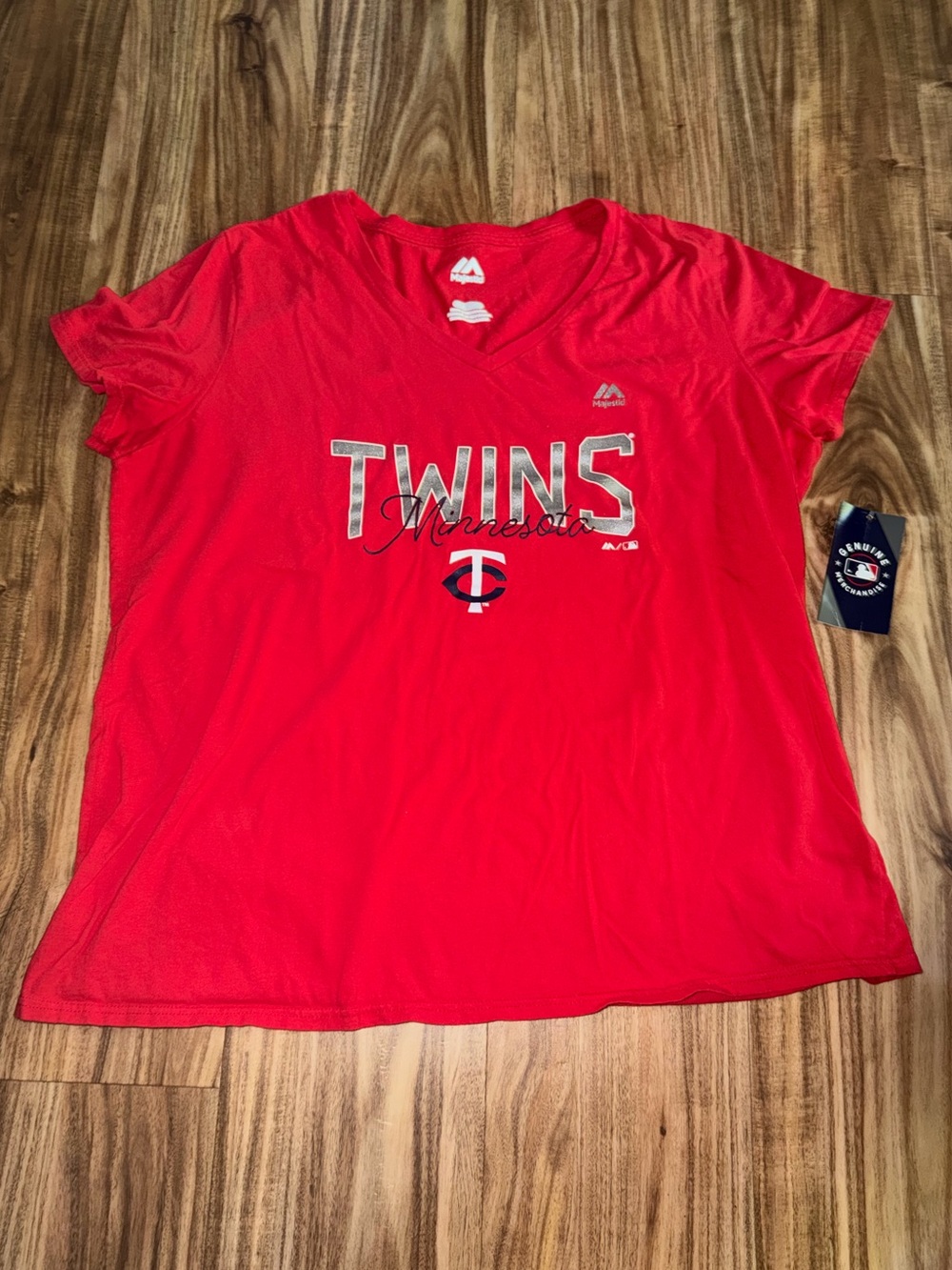 MN Twins Woman’s XXL Majestic Cotton shirt MLB
